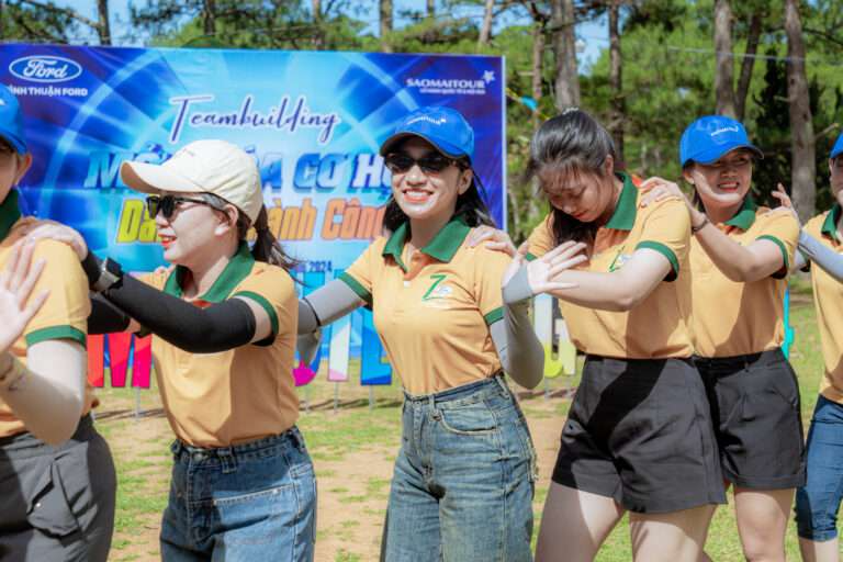 Ảnh team building 2024