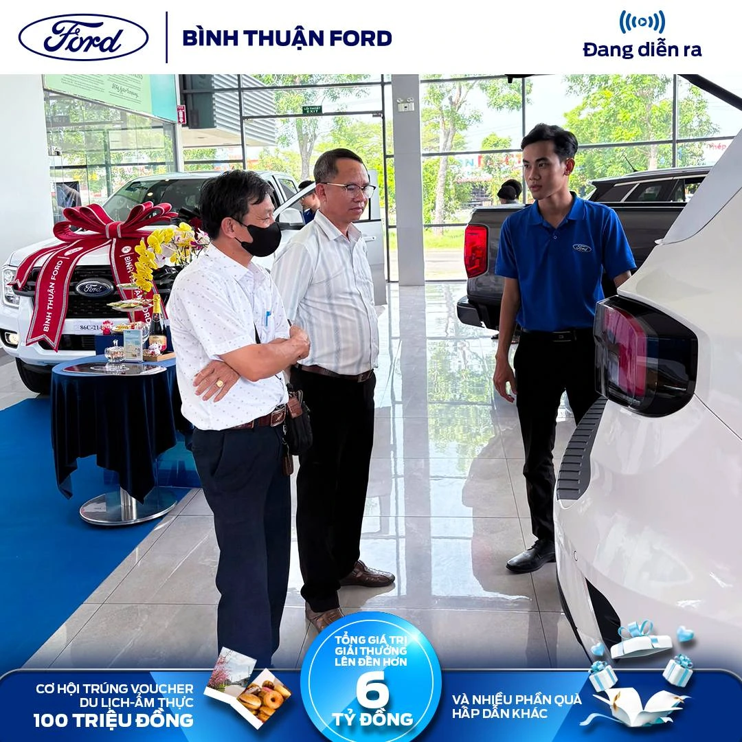 Quay thuong Phieu he cung Ford