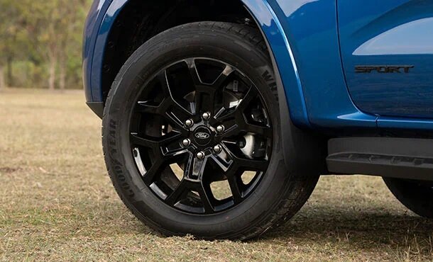 Everest Sport 2.0L AT 4x2