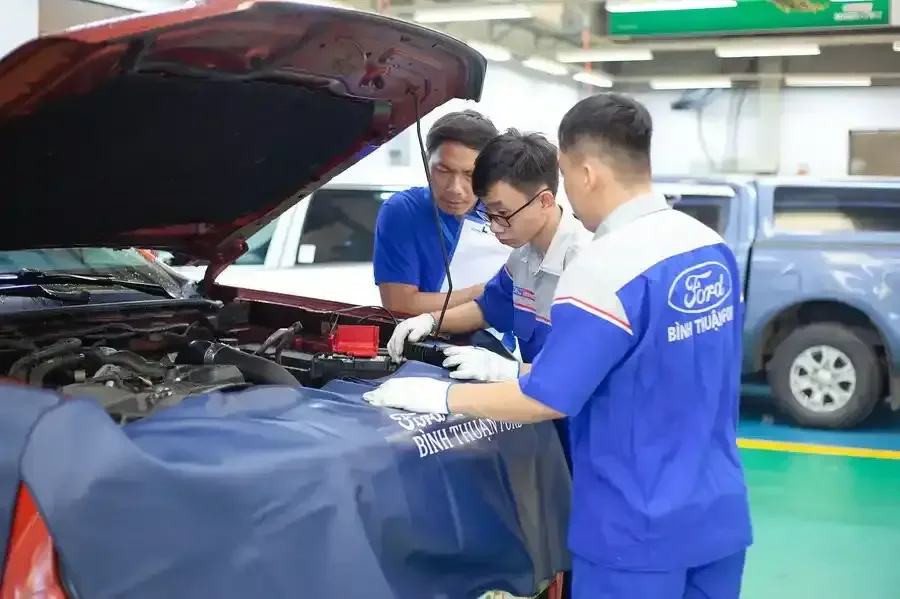 5 vị trí trên ô tô cần được chú ý kiểm tra trước mỗi chuyến đi dài