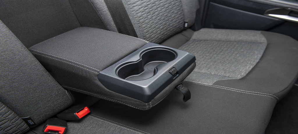 Nhiều tiện nghi phục vụ giải trí, công việc